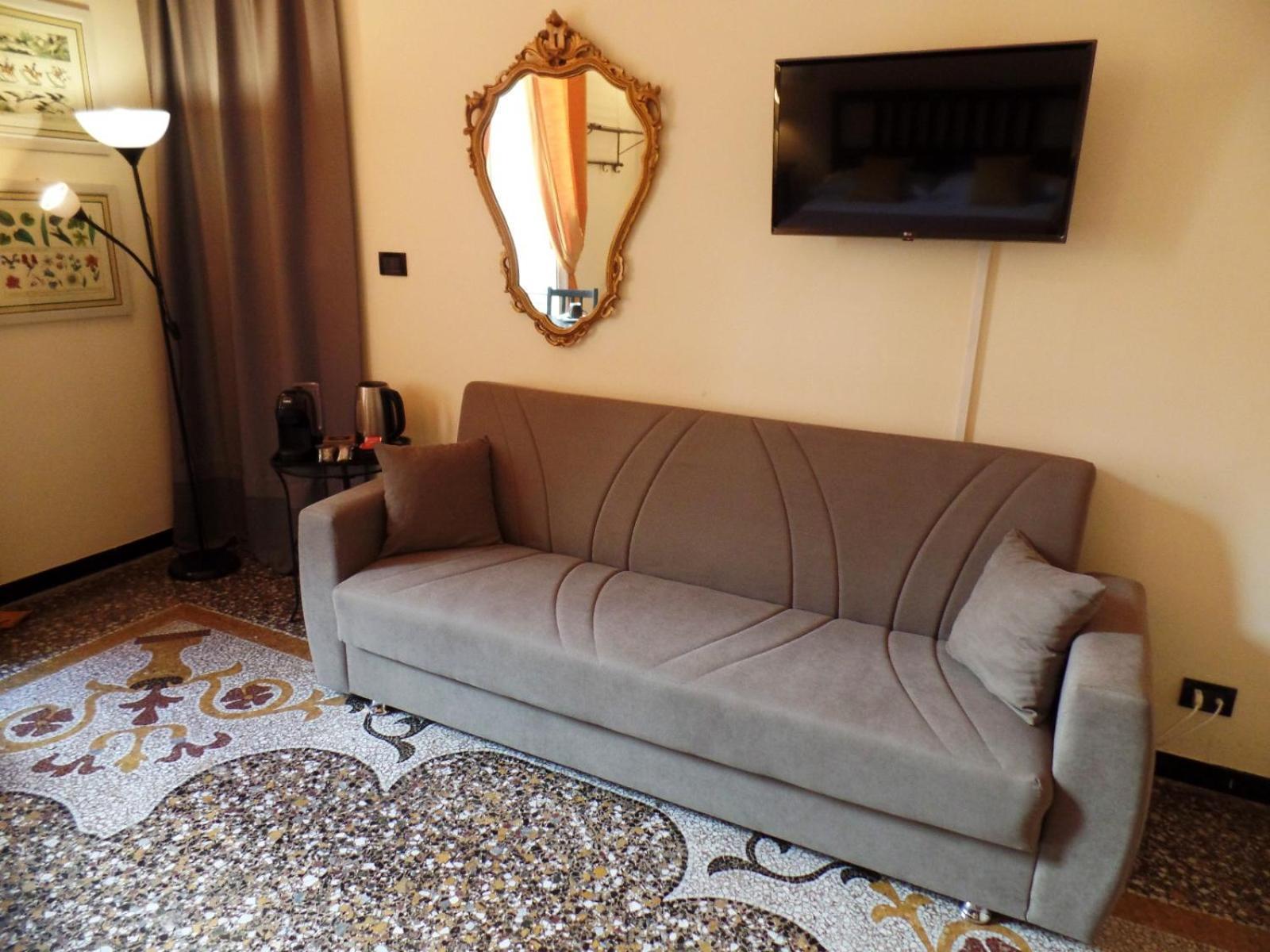 Camera Matrimoniale con Bagno Privato